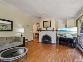 17837 Ashworth Ave N, Shoreline WA 98133