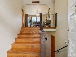 17837 Ashworth Ave N, Shoreline WA 98133