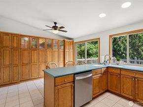 17837 Ashworth Ave N, Shoreline WA 98133