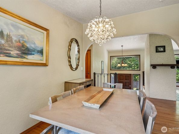 17837 Ashworth Ave N, Shoreline WA 98133