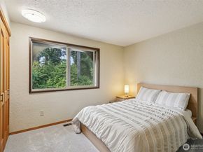 17837 Ashworth Ave N, Shoreline WA 98133