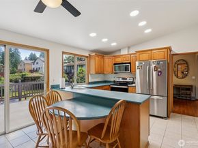 17837 Ashworth Ave N, Shoreline WA 98133