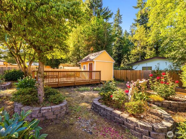 132 NE 130th Street, Seattle WA 98125