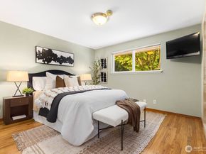 132 NE 130th Street, Seattle WA 98125