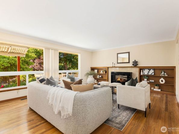 132 NE 130th Street, Seattle WA 98125