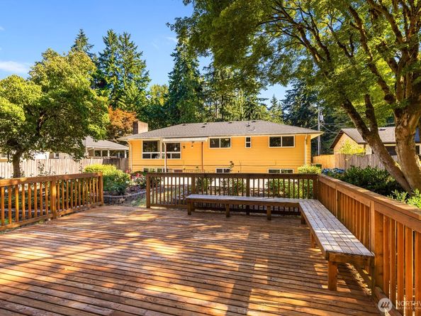 132 NE 130th Street, Seattle WA 98125