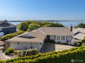 28529 10th Avenue S, Federal Way WA 98003