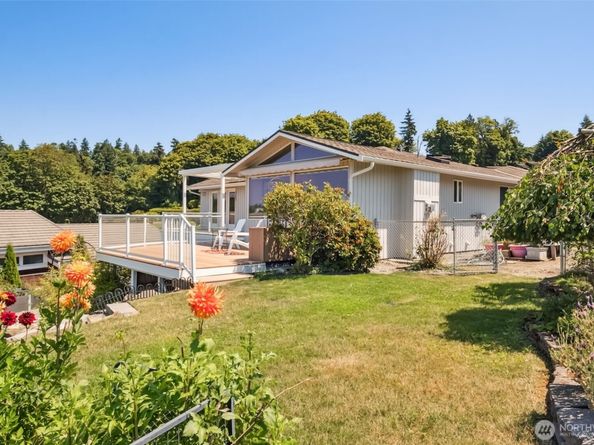 28529 10th Avenue S, Federal Way WA 98003