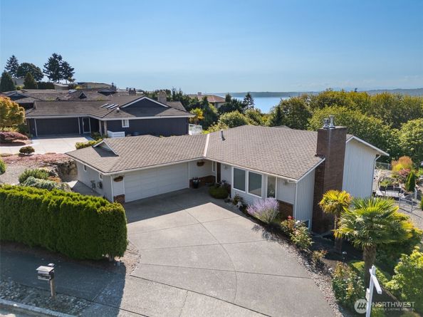 28529 10th Avenue S, Federal Way WA 98003