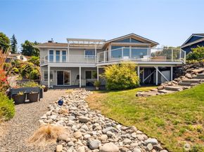 28529 10th Avenue S, Federal Way WA 98003