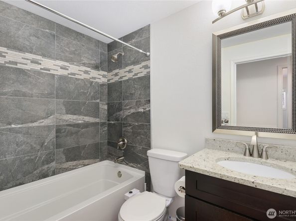 14609 SE 195th Place, Renton WA 98058