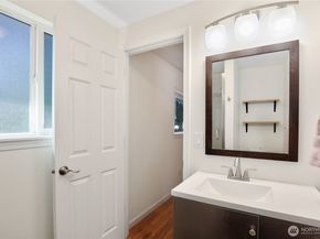 14609 SE 195th Place, Renton WA 98058