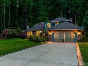 20103 183rd Place NE, Woodinville WA 98077
