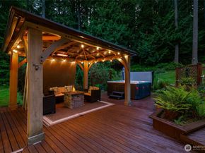 20103 183rd Place NE, Woodinville WA 98077