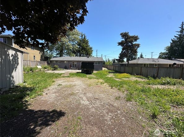 11918 4th Avenue W, Everett WA 98204