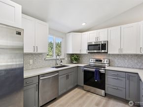 10439 SE 194th Place, Renton WA 98055