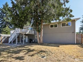 10439 SE 194th Place, Renton WA 98055