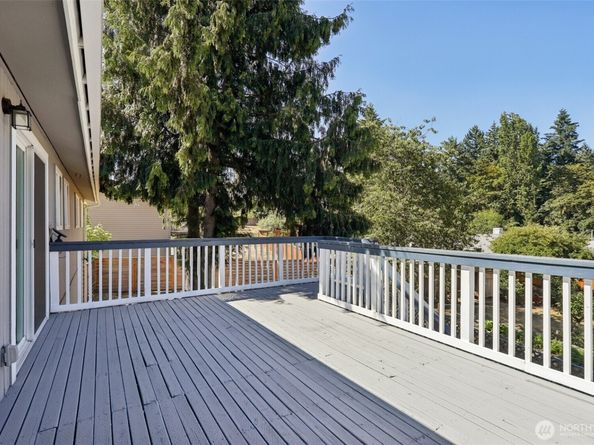 10439 SE 194th Place, Renton WA 98055