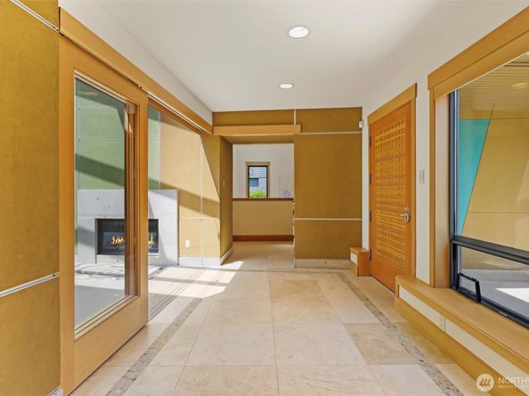 5511 104th Avenue NE, Kirkland WA 98033