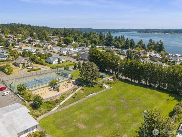 1315 Trenton Avenue, Bremerton WA 98310