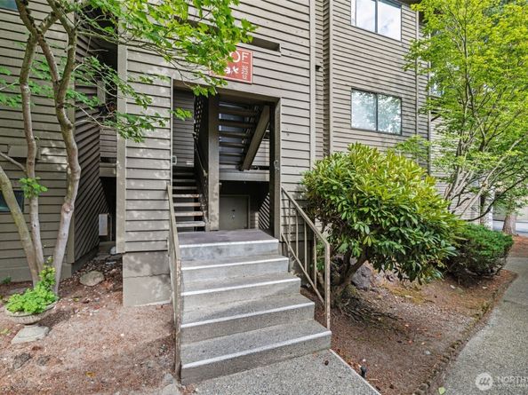 130 SW 116th Street F12, Seattle WA 98146