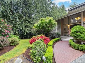 21016 NE 33rd Pl, Sammamish WA 98074