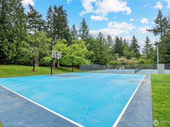 21016 NE 33rd Pl, Sammamish WA 98074