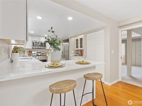 21016 NE 33rd Pl, Sammamish WA 98074