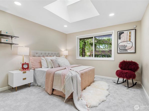 21016 NE 33rd Pl, Sammamish WA 98074