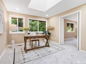 21016 NE 33rd Pl, Sammamish WA 98074