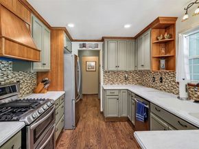 16621 148th Avenue SE, Renton WA 98058