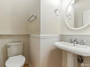 19795 4th Avenue NE, Poulsbo WA 98370
