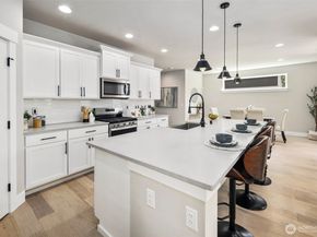 19365 139th Place SE, Renton WA 98058