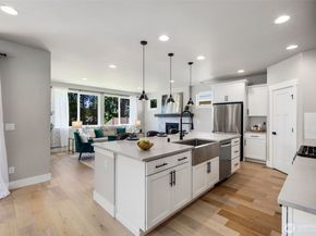 19365 139th Place SE, Renton WA 98058