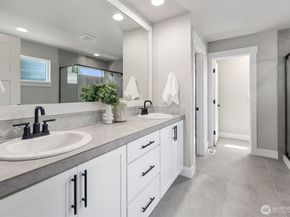 19365 139th Place SE, Renton WA 98058