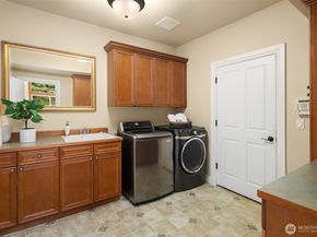 14869 NE 195th Street, Woodinville WA 98072