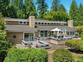 3126 211th Avenue NE, Sammamish WA 98074