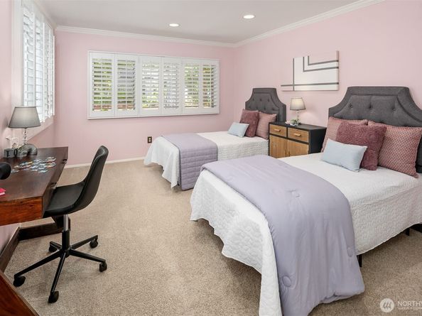 3126 211th Avenue NE, Sammamish WA 98074