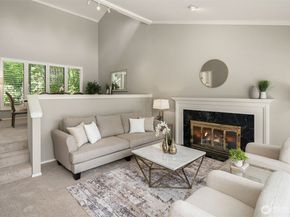 3126 211th Avenue NE, Sammamish WA 98074