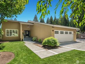 3126 211th Avenue NE, Sammamish WA 98074