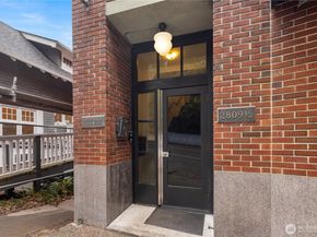 2809 1/2 Mount Rainier Drive S 3, Seattle WA 98144