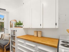 2809 1/2 Mount Rainier Drive S 3, Seattle WA 98144