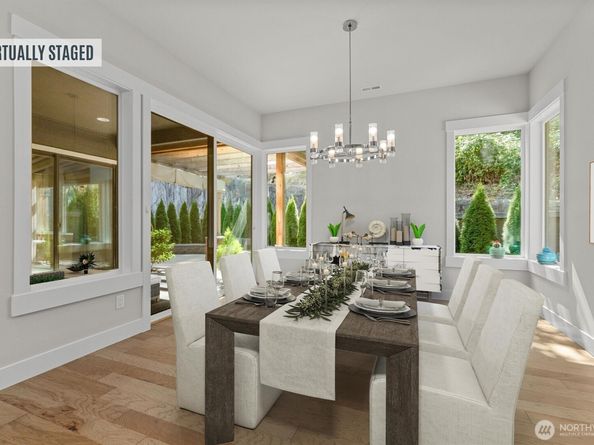 599 Viewcrest Drive NW, Issaquah WA 98027