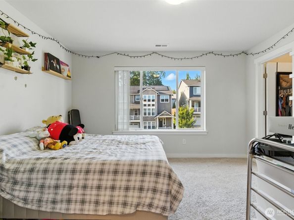 2149 NW Rustling Fir Lane, Silverdale WA 98383