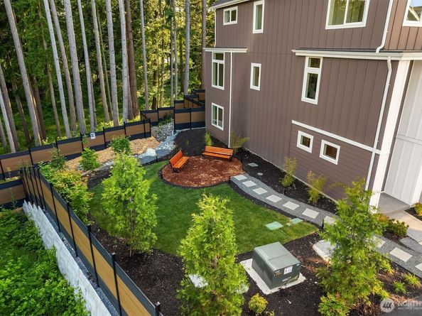 19722 Filbert Drive B5, Bothell WA 98012