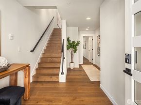 19722 Filbert Drive B5, Bothell WA 98012