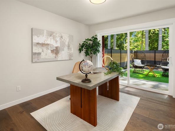19722 Filbert Drive B5, Bothell WA 98012
