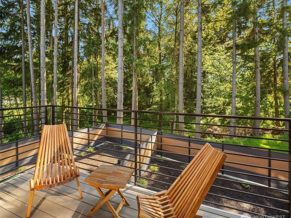 19722 Filbert Drive B5, Bothell WA 98012