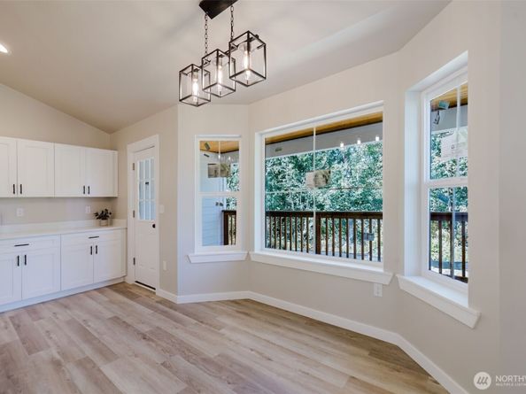7579 E Idaho Street, Port Orchard WA 98366