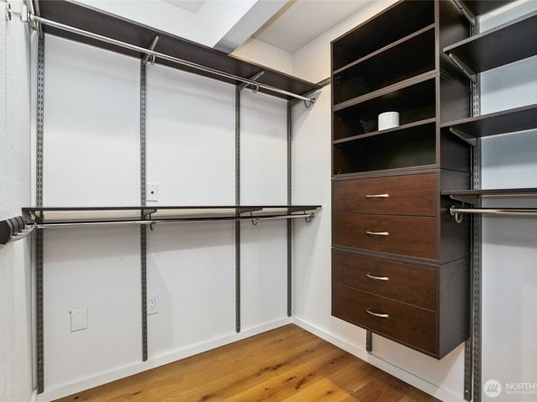 917 18th Avenue C, Seattle WA 98122